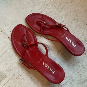 Size 39 (eu) Vintage Cherry Red Prada Kitten Heels